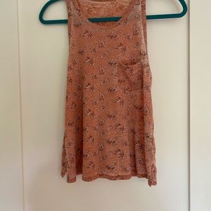 American Eagle pink tank top